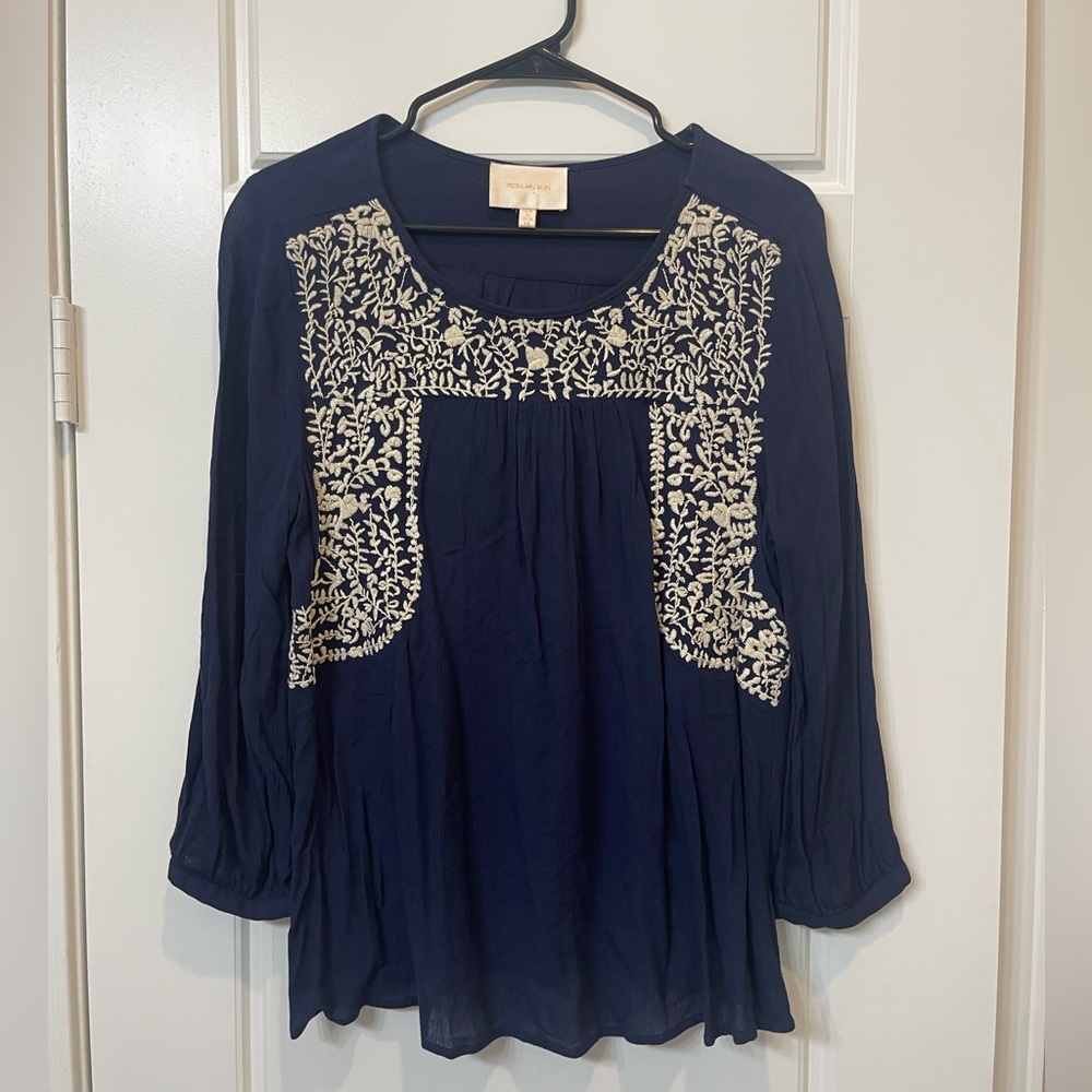 Skies Are Blue 3/4 sleeve embroidered navy blue blouse - size M